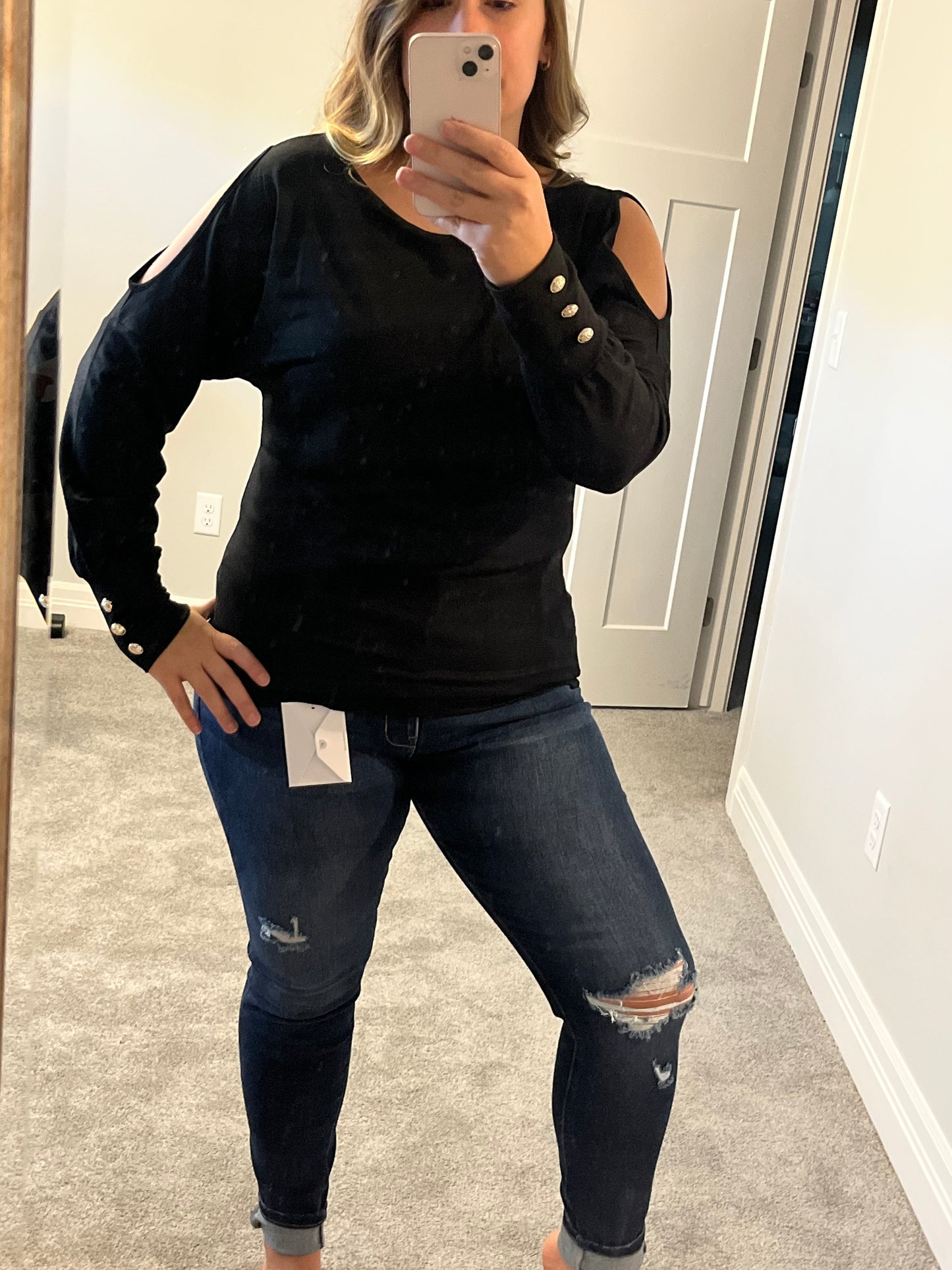 Cut-out Buttoned Long Sleeve Top