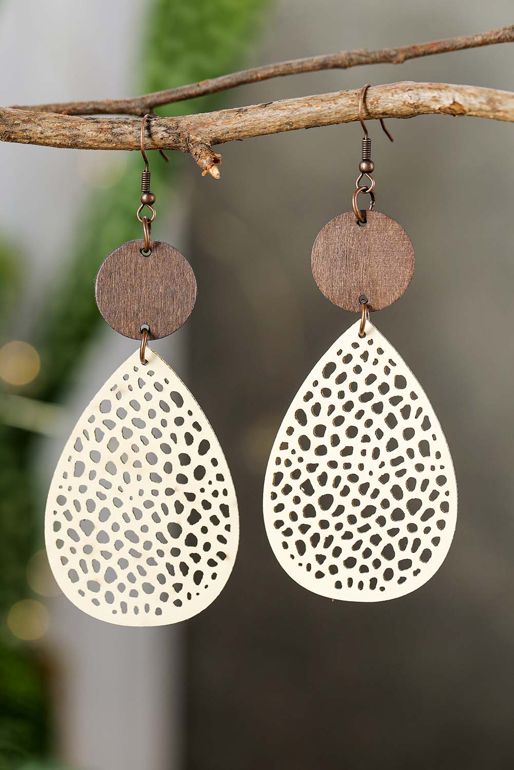 Cut Out Water Drop Earrings